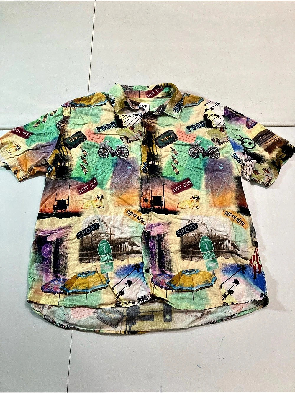 Zara Abstract Print Short Sleeve Shirt Size Large